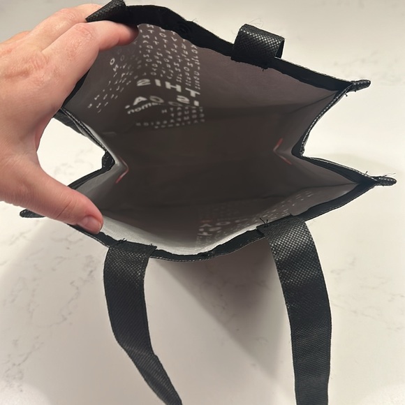 Lululemon snap bag - Picture 5 of 5